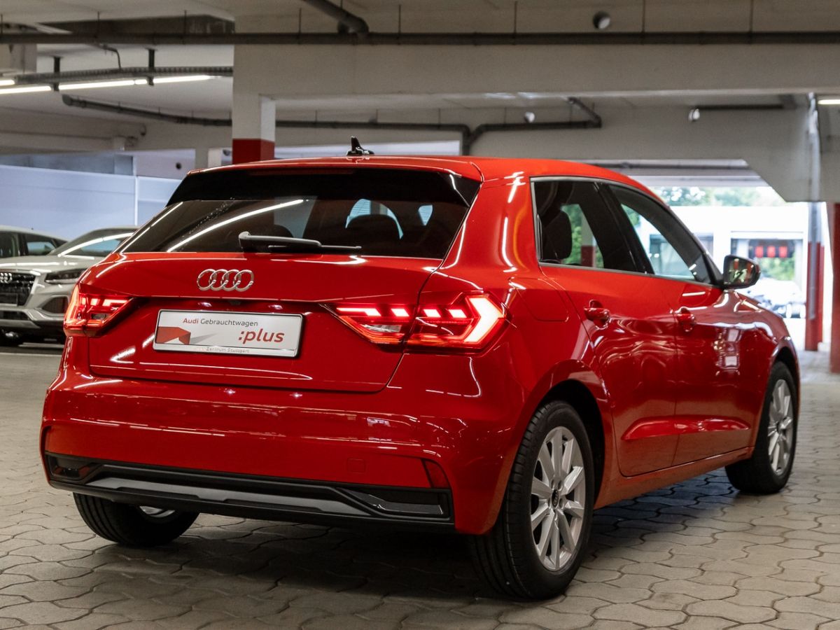 Audi A1 Sportback 25 TFSI S tronic - Samsaru's Car Outlet