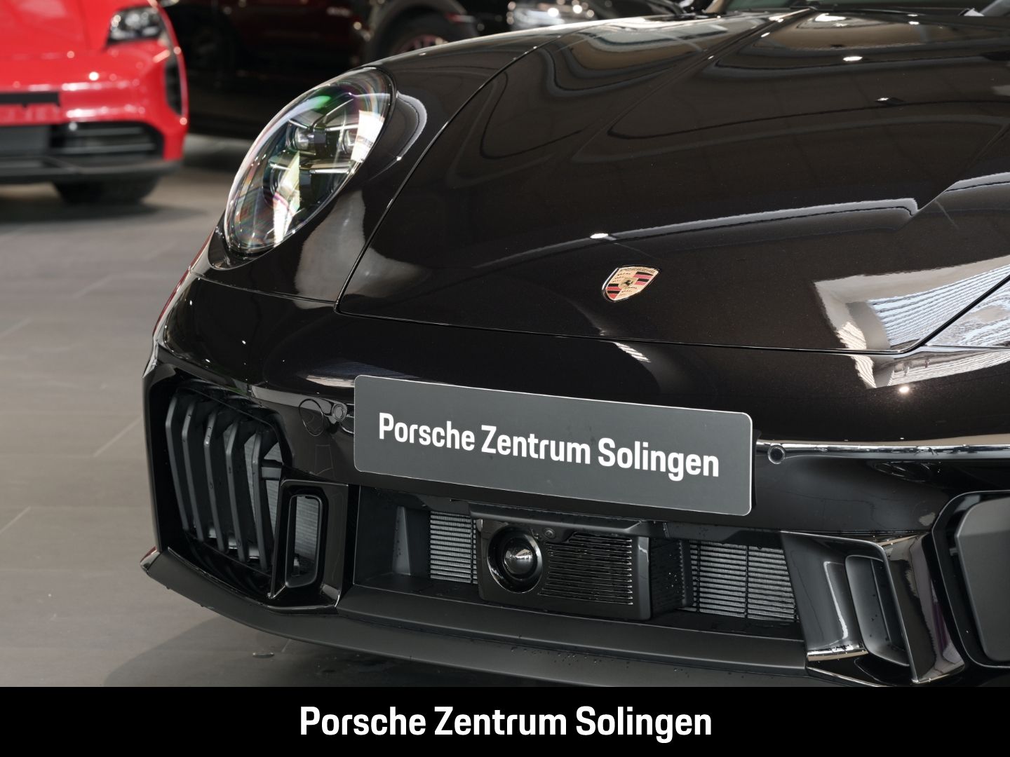 Porsche 911 Carrera 4 GTS Cabriolet HD-Matrix Lift Bose