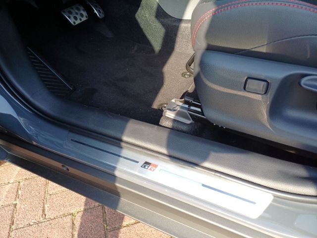 Toyota Yaris Cross Hybrid FWD GR Sport 1.5 VVT-iE EU6e