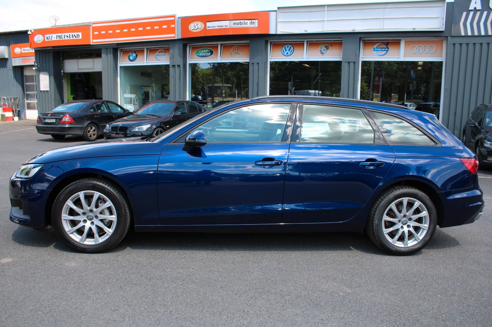 Audi A4 Avant 40 TDI - Samsaru's Car Outlet