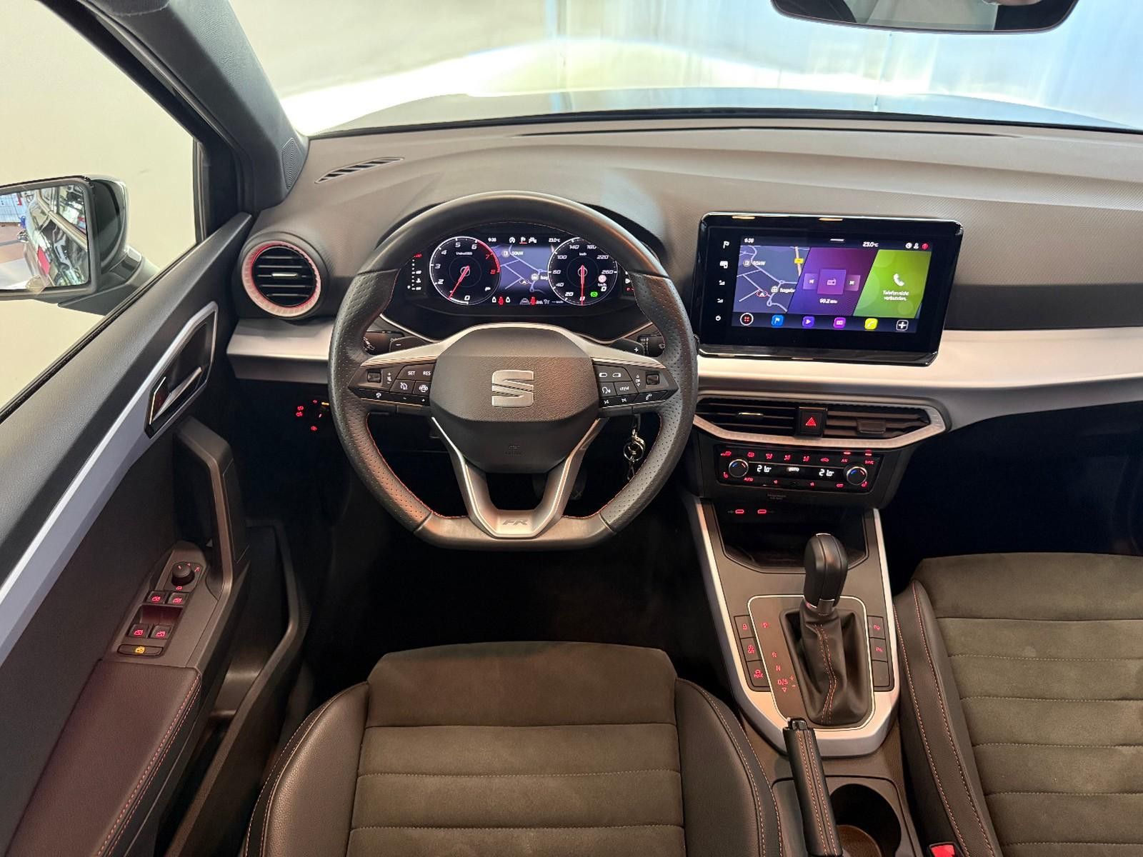 Seat Arona FR 1.0 TSI DSG AHK ACC NAVI LED ALCANTARA