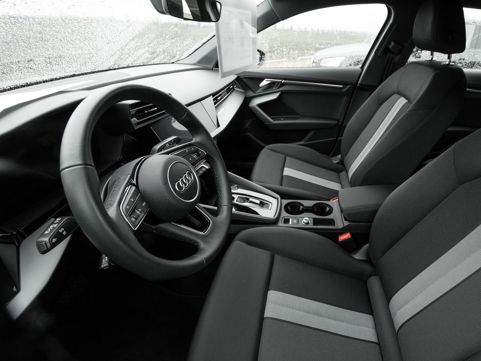 Audi A3 Sportback 35 TFSI S tronic - Samsaru's Car Outlet