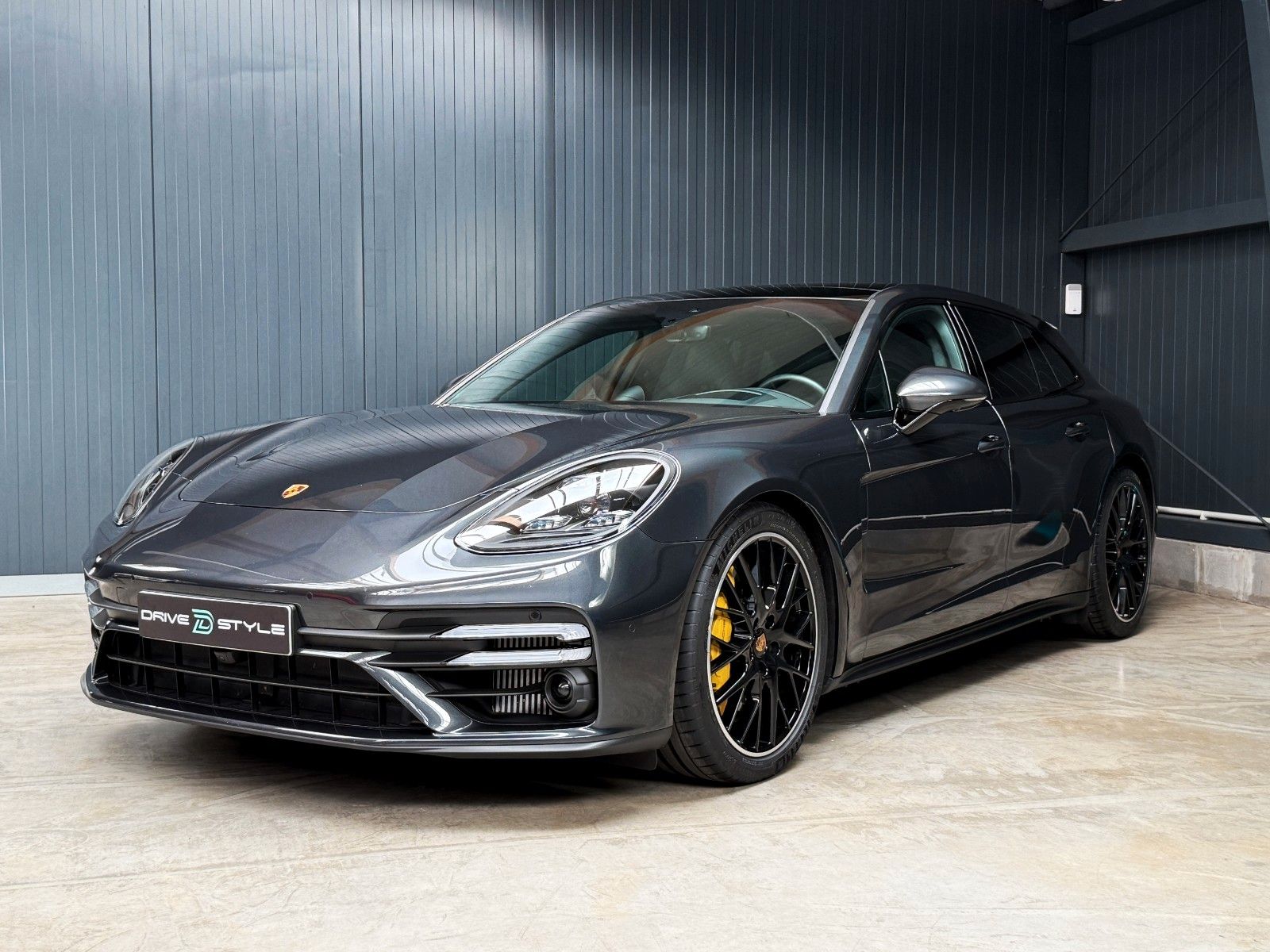 Porsche Panamera Sport Turismo Turbo S + Approved + PCCB