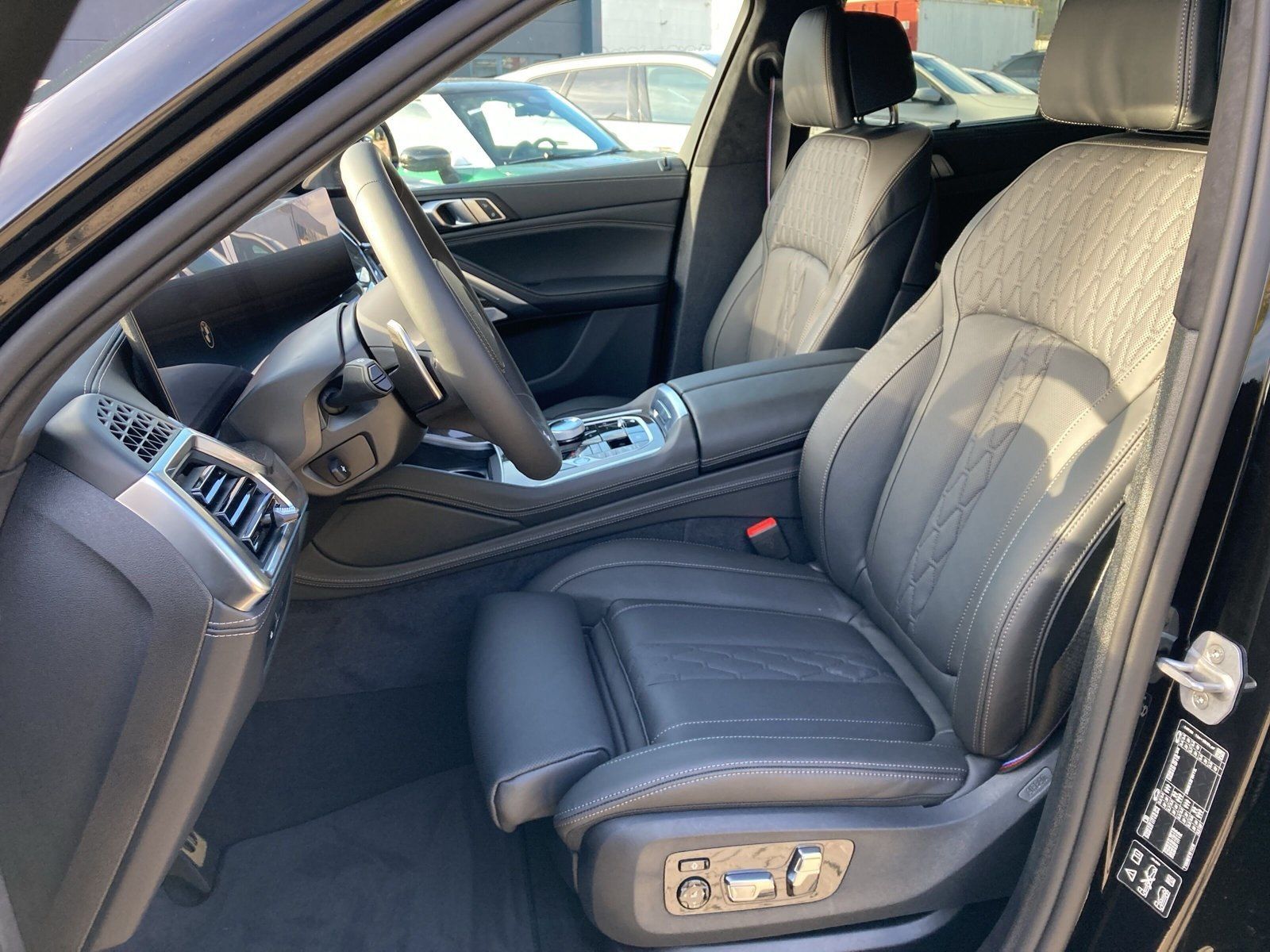 BMW X6 xDrive40d M Sport Sportpaket B&W Surround