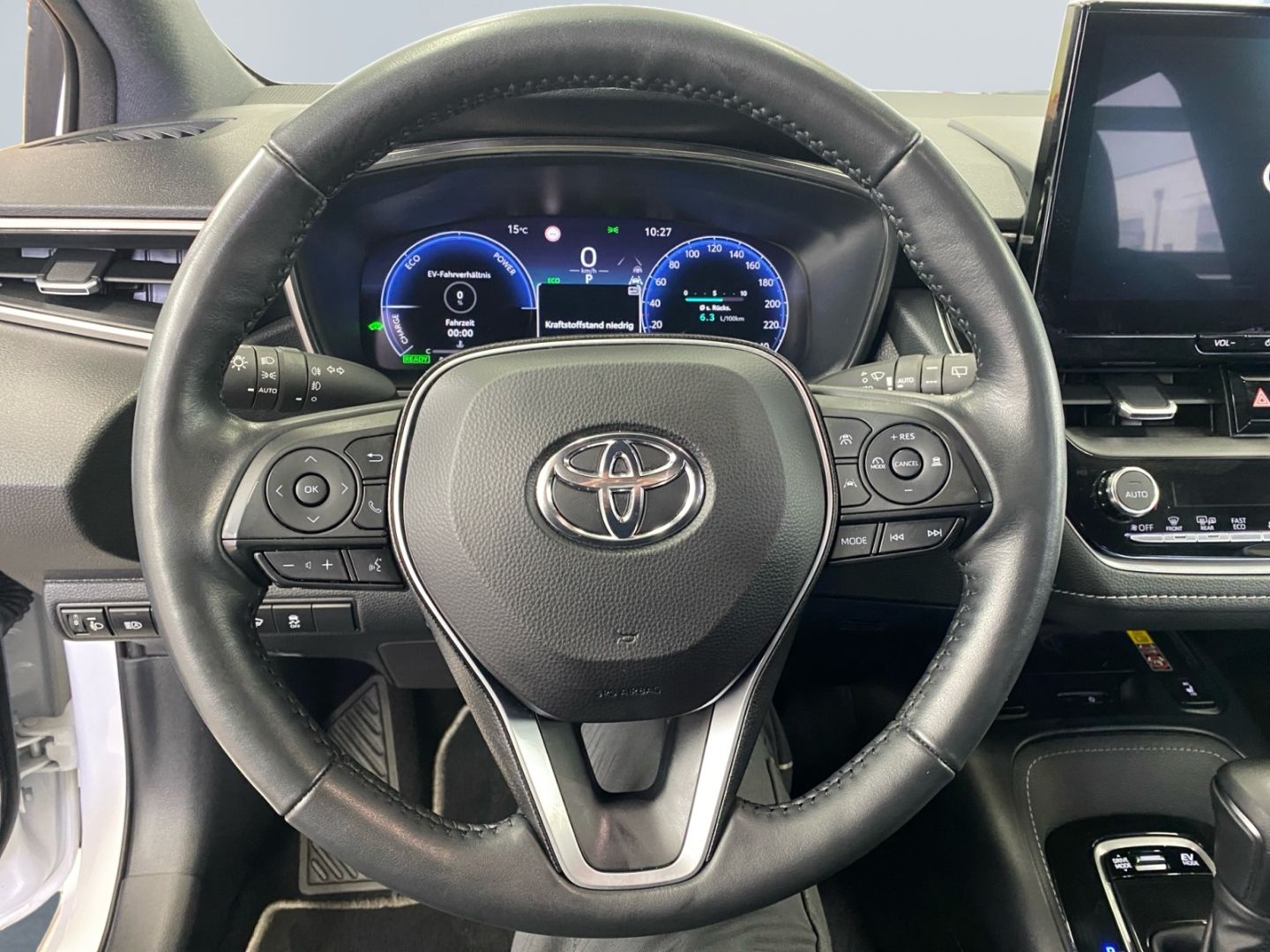 Toyota Corolla 1.8 Hybrid Team D *LED*ACC*CAM*SHZ*PDC*