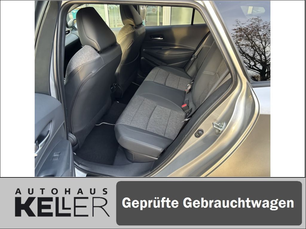 Toyota Corolla 1.8 Hybrid Touring Sports Teamplayer