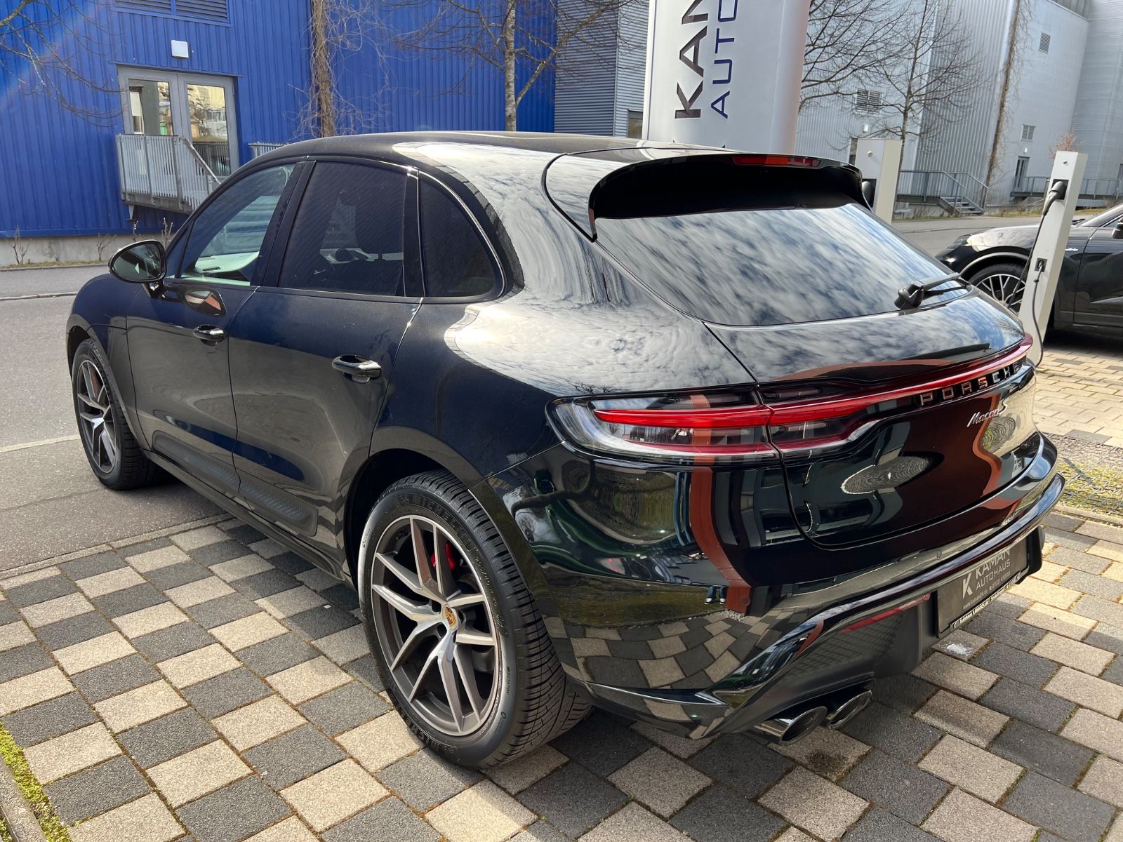 Porsche Macan S - Samsaru's Car Outlet