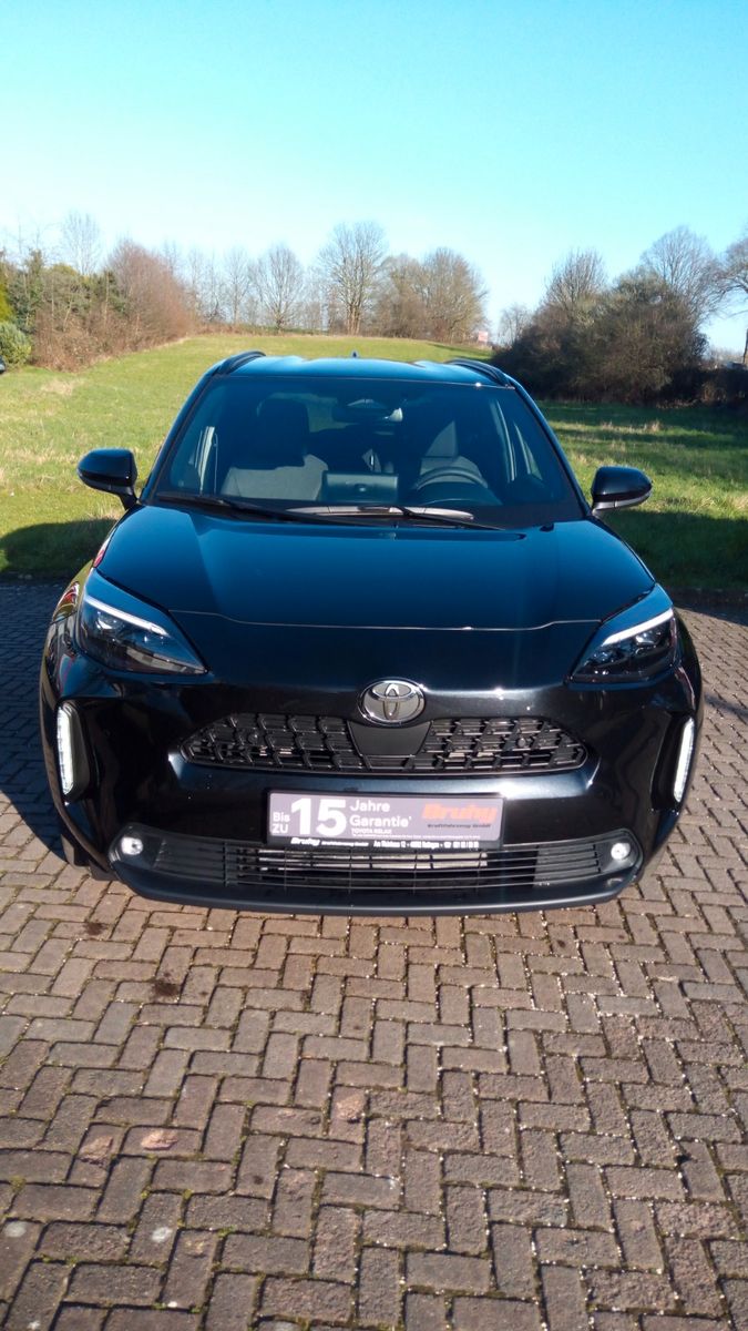Toyota Yaris Cross 1,5-l-VVT-iE Teamplayer Safety P. V