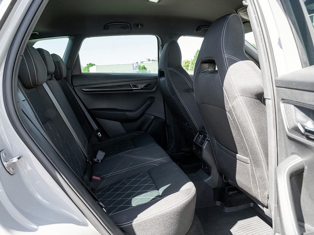 Skoda Karoq 2.0 TSI Sportline 4x4 AHK KAM MATRIX ACC