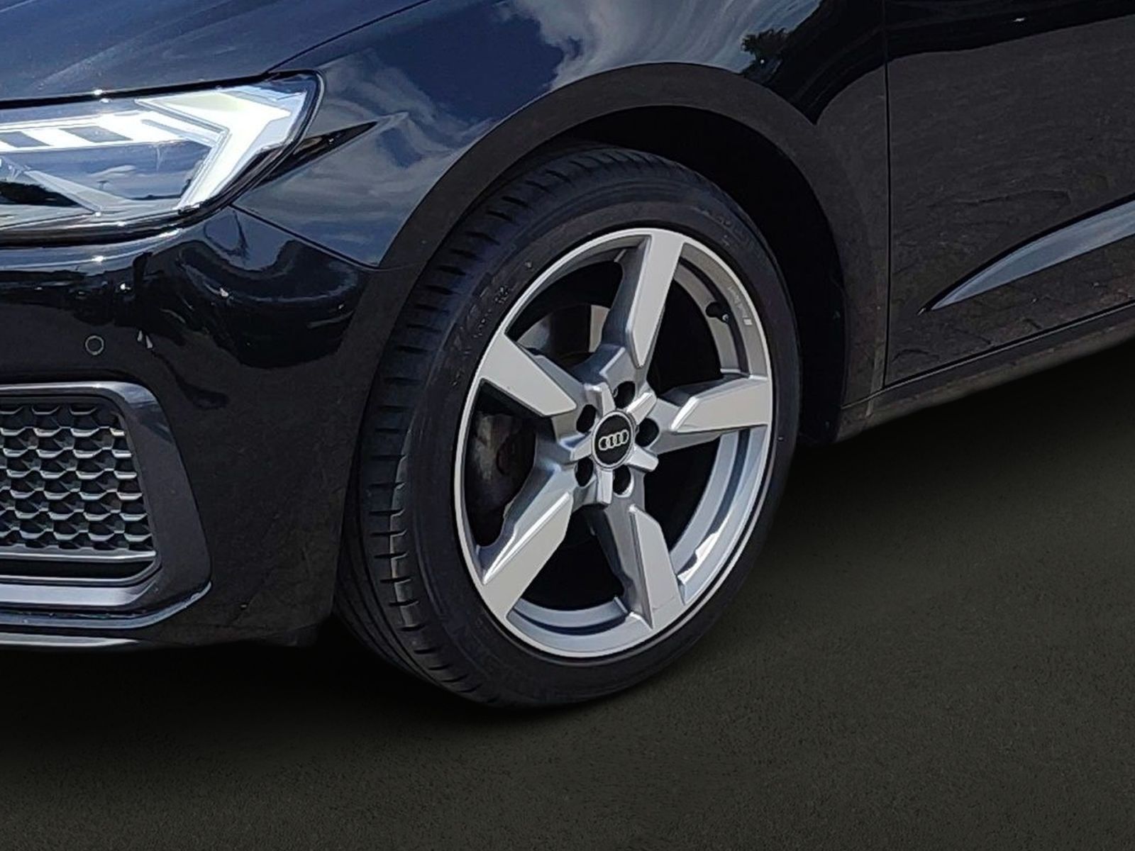 Audi A1 Sportback Advanced 30 TFSI - Samsaru's Car Outlet