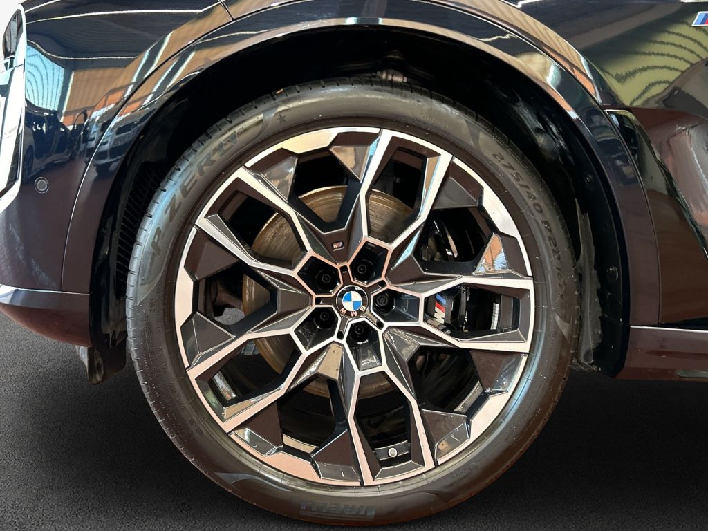 BMW X7 xDrive40d M-PaketPro AHK Pano HiFi Massage