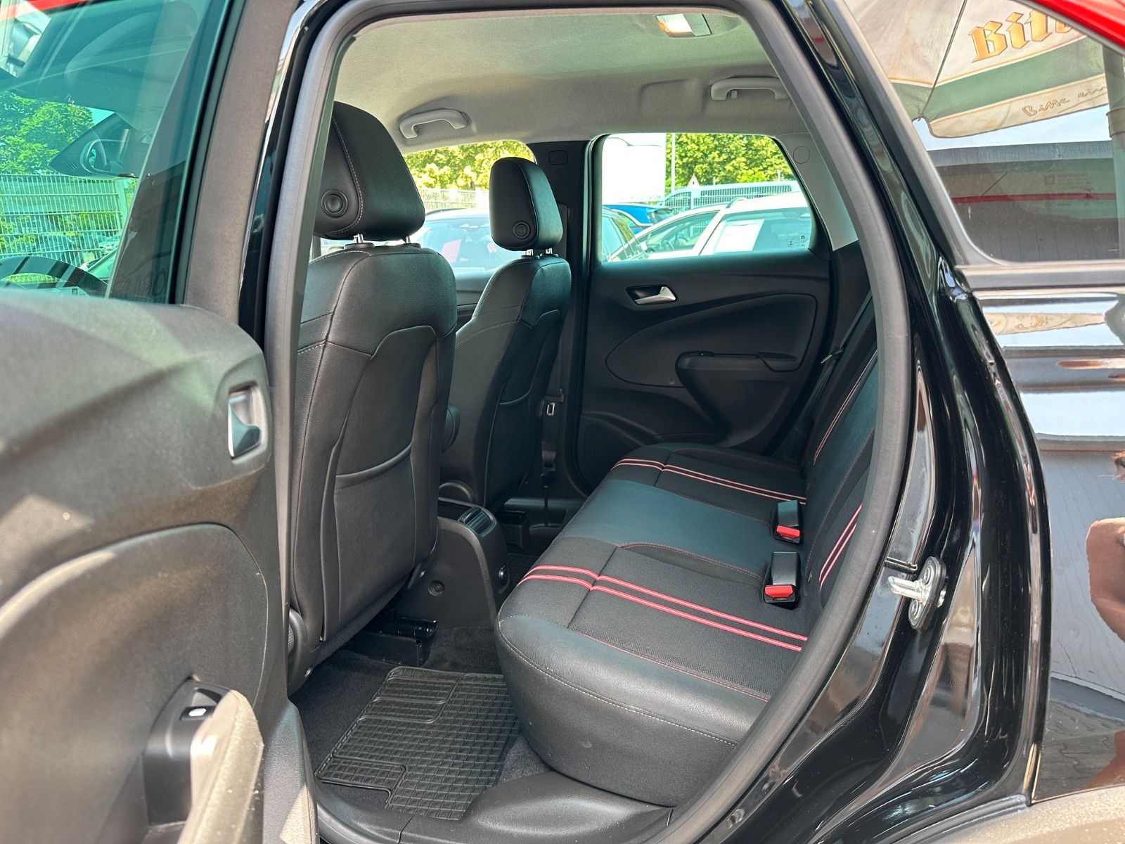 Opel Crossland GS-Line - Samsaru's Car Outlet