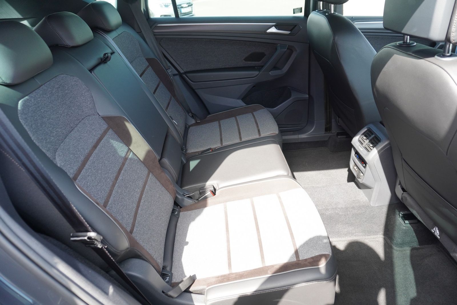 Seat Tarraco 2.0 TDI Xcellence - Samsaru's Car Outlet