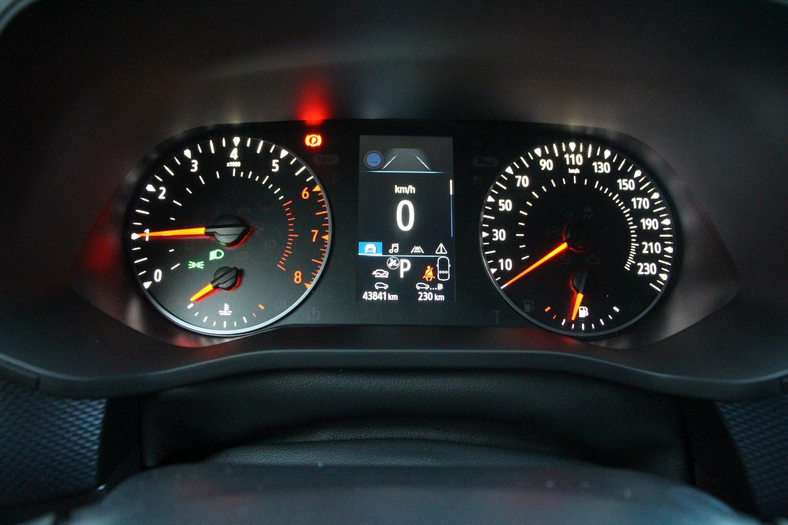 Renault Arkana 1.3 TCe Mild-Hybrid - Samsaru's Car Outlet