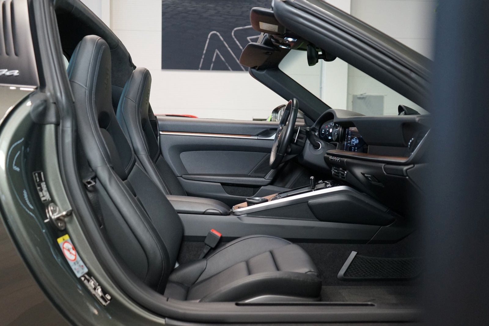 Porsche 992*TARGA 4*PDK*PDLS+*LIFT*360*136.281€ NETTO
