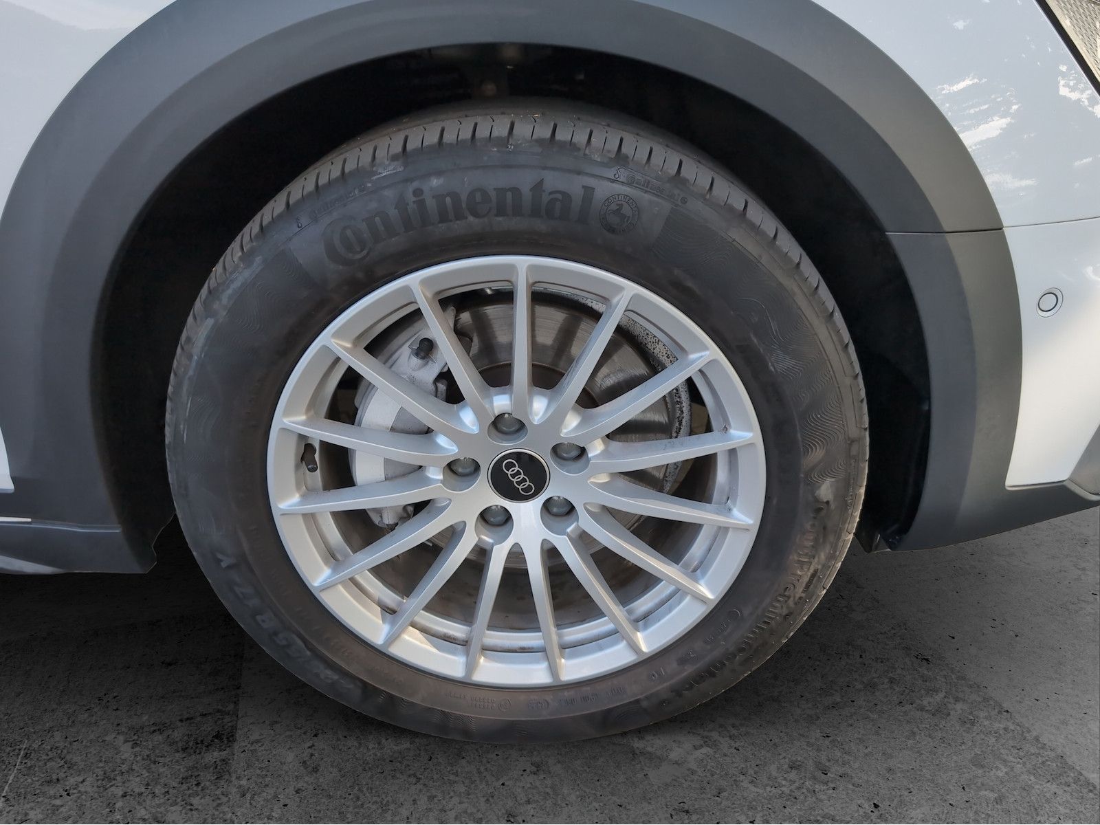 Audi A4 Allroad TDI qu.*VC*Matrix*AHK*HUD*StHz*360°*