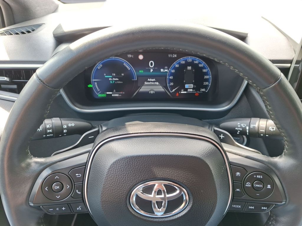 Toyota Corolla 2.0 Hybrid Touring Sports Team Deutschla