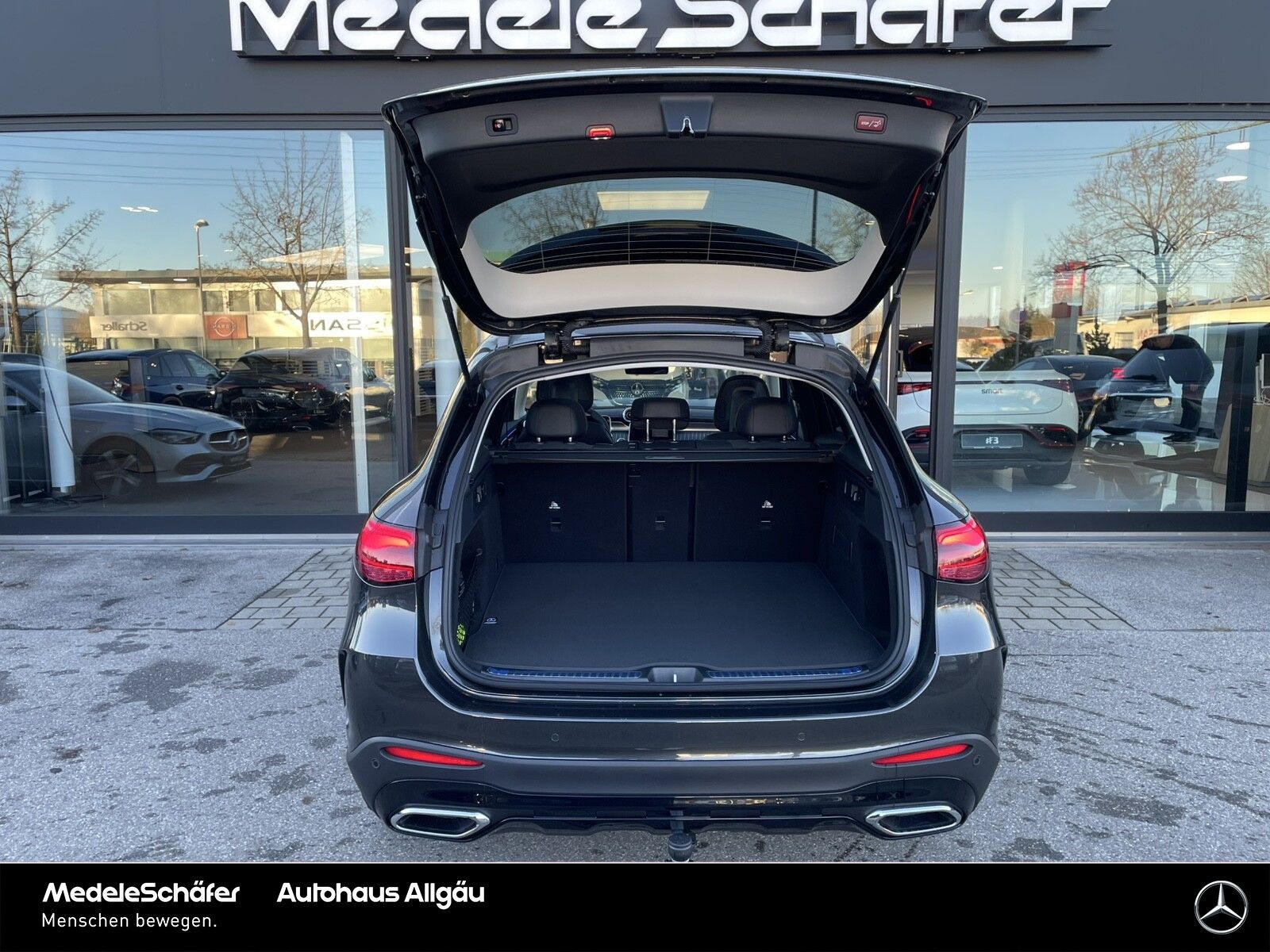 Mercedes-Benz GLC 200 4M AMG Night Distr AHK DigLi Burm3D Pano