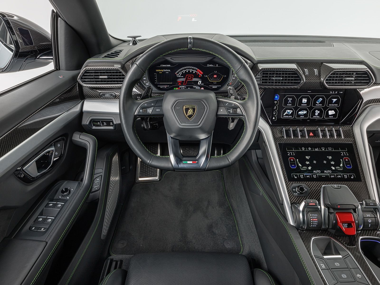 Lamborghini Urus - Samsaru's Car Outlet