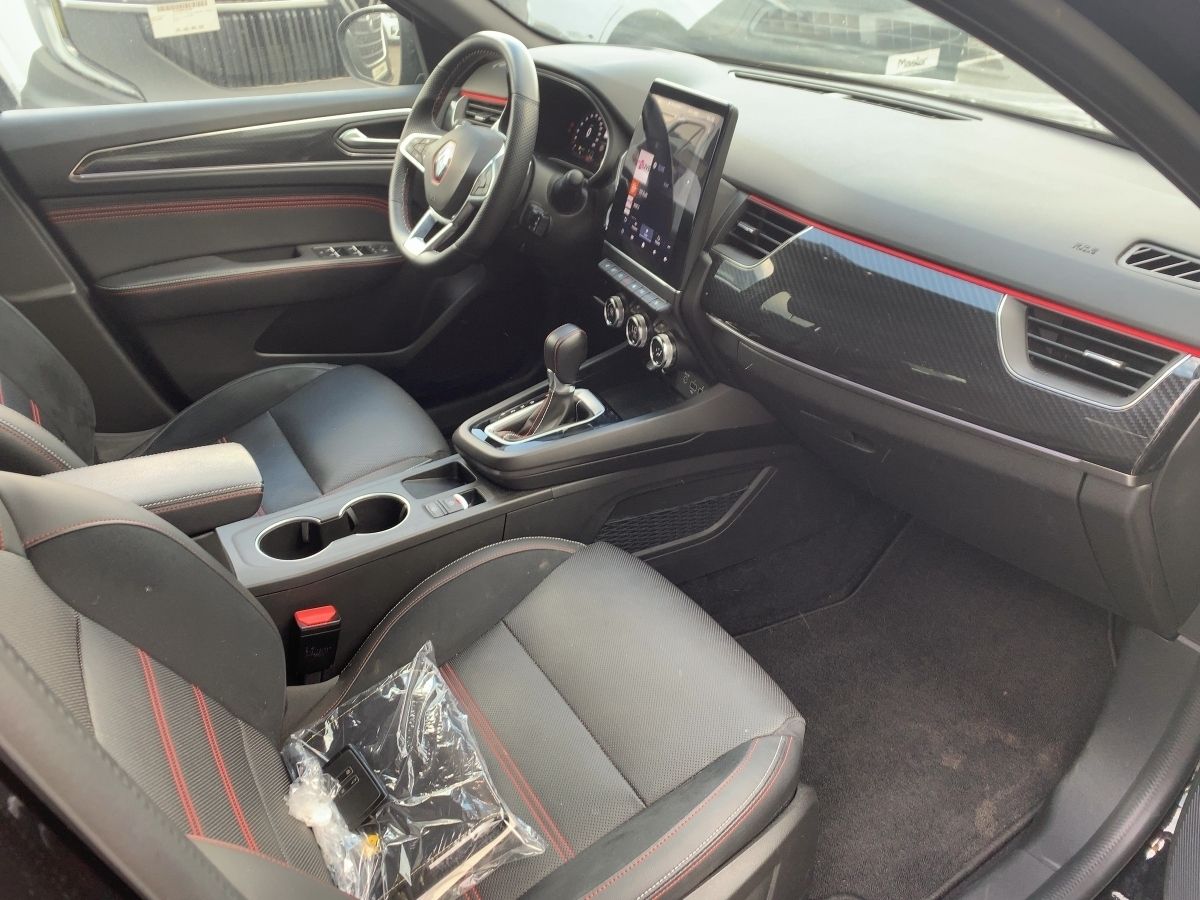 Renault Arkana 1.3 TCe 160 Mild-Hybrid R.S. Line - Samsaru's Car Outlet
