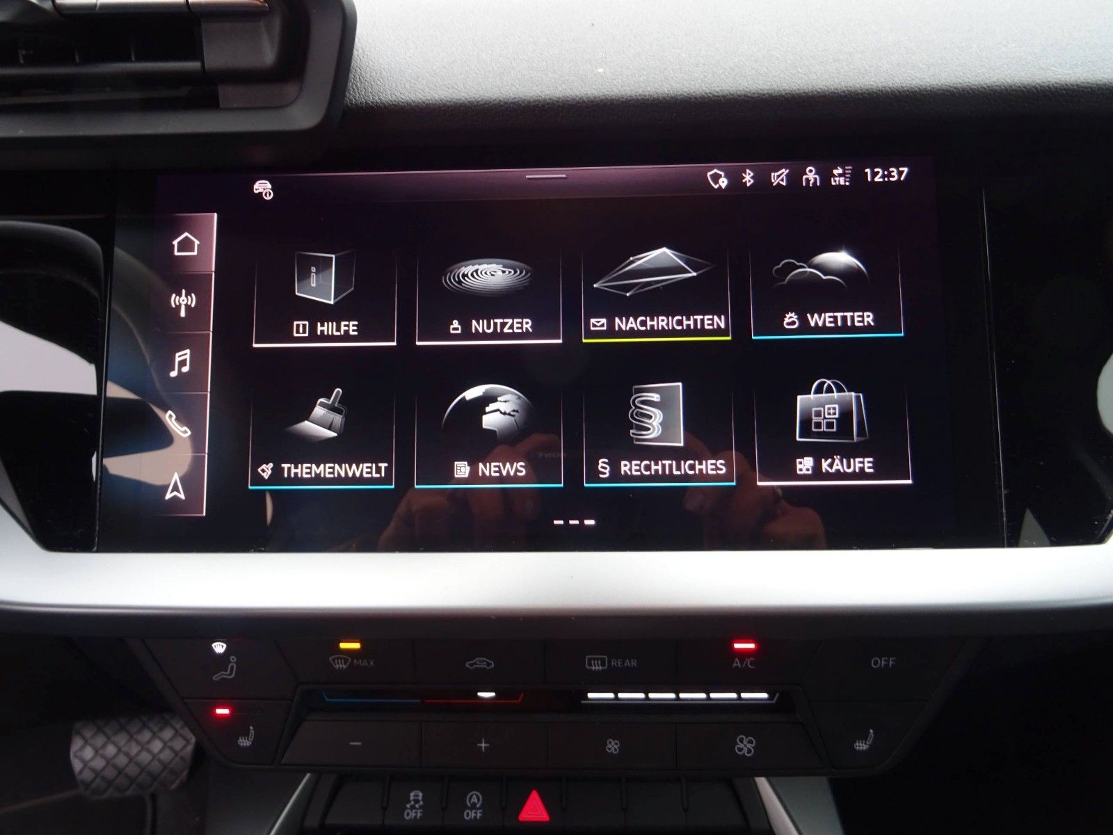 Audi A3 Sportback 30 TFSI S line Navi LED SHZ Virtual