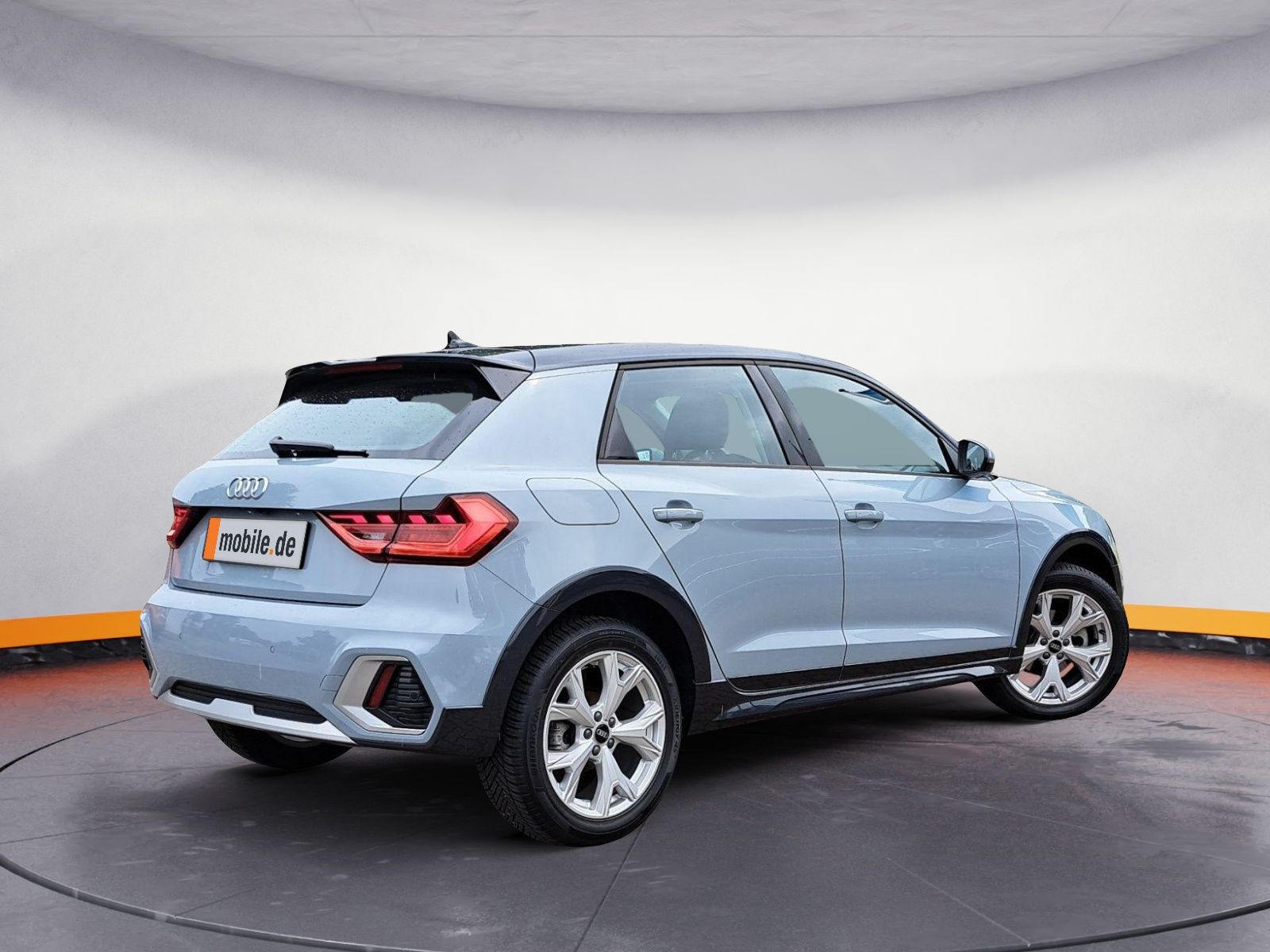 Audi A1 citycarver 35 TFSI S tronic - Samsaru's Car Outlet