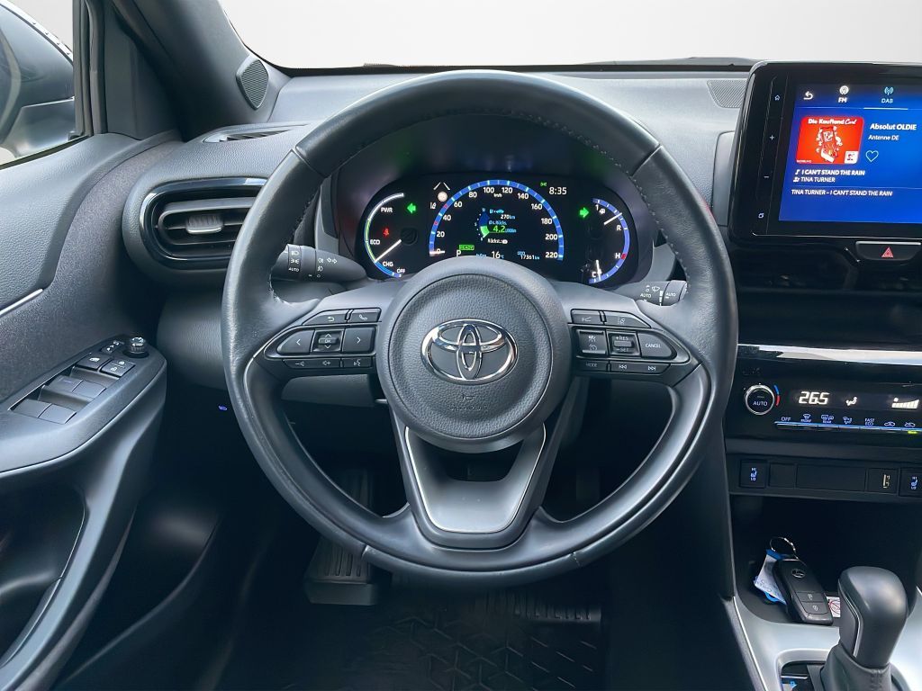 Toyota Yaris Cross 1.5 VVT-i Team D *WKR+AHK+Safety*