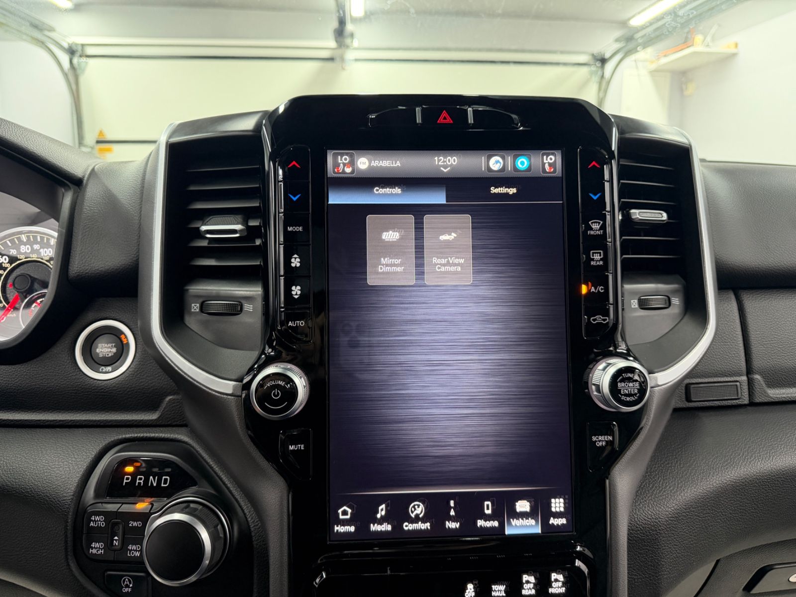 Dodge RAM 1500 5.7 4x4 eTORQUE Bigh. Crew./12"Display/