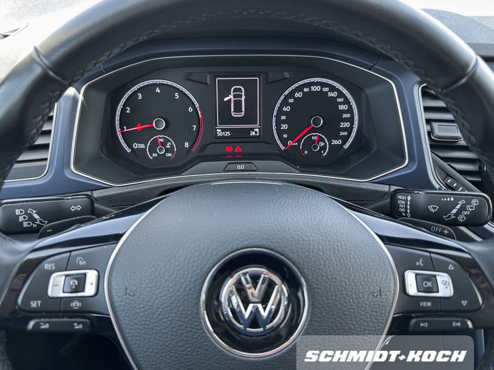 Volkswagen T-Roc 1.5 TSI ACT United DSG - Samsaru's Car Outlet