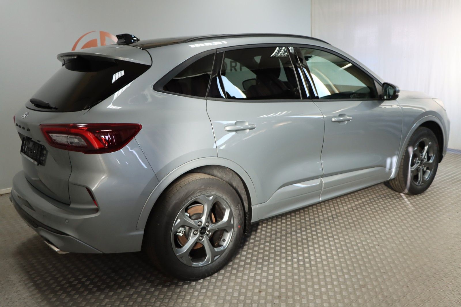 Ford Kuga ST-Line - Samsaru's Car Outlet