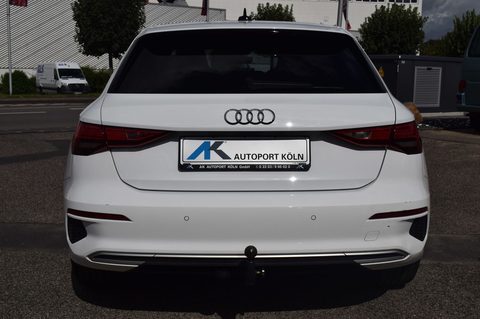 Audi A3 Sportback 30 TDI advanced Automatik/AHK