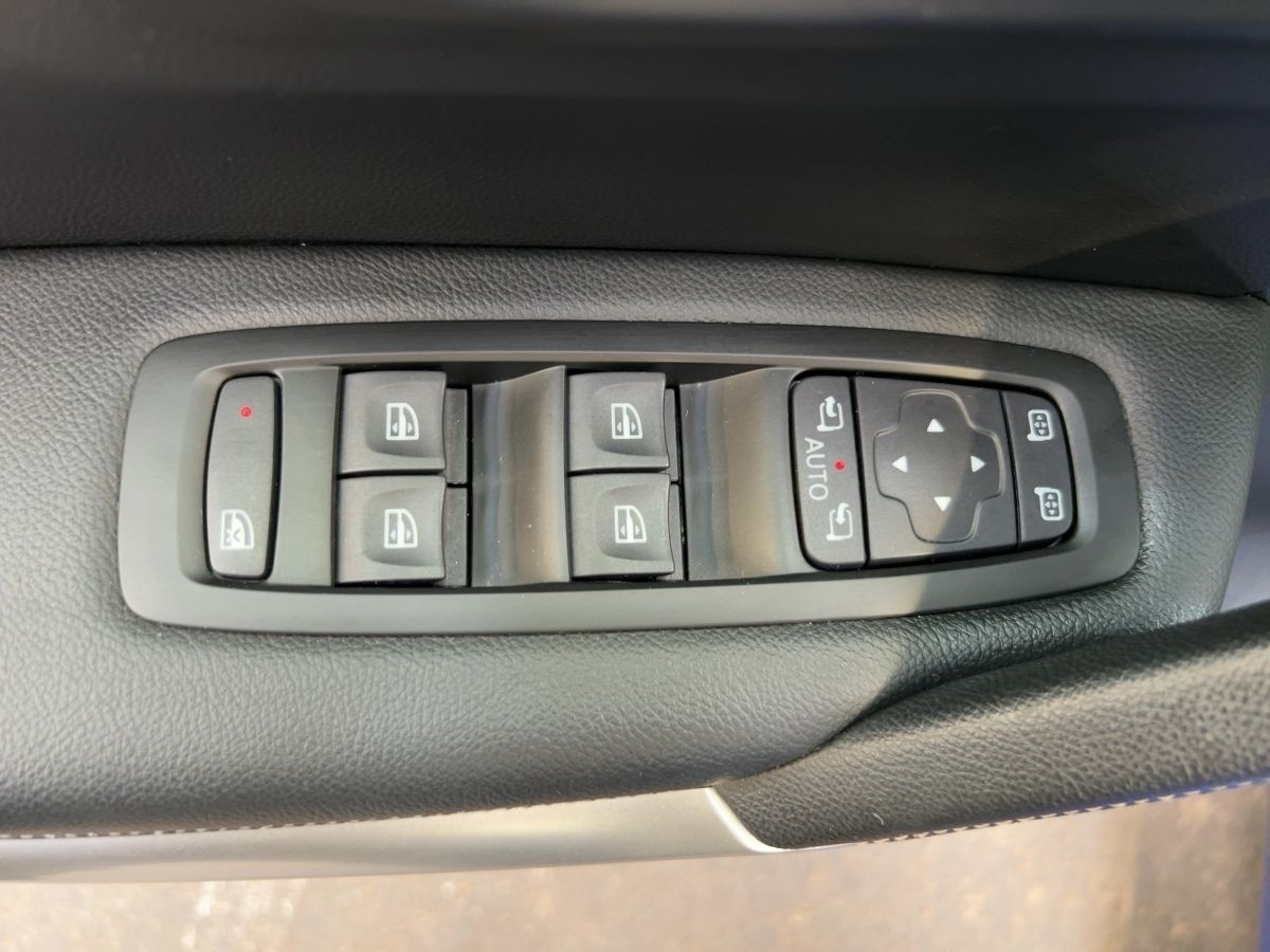 Renault Kadjar BOSE EDITION TCE 160 EDC - Samsaru's Car Outlet