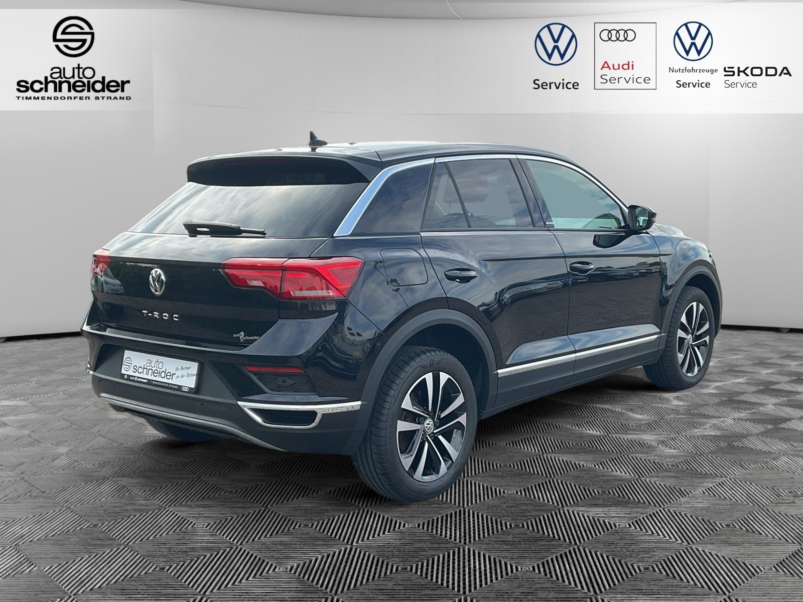 Volkswagen T-Roc 1.5 TSI United - Samsaru's Car Outlet