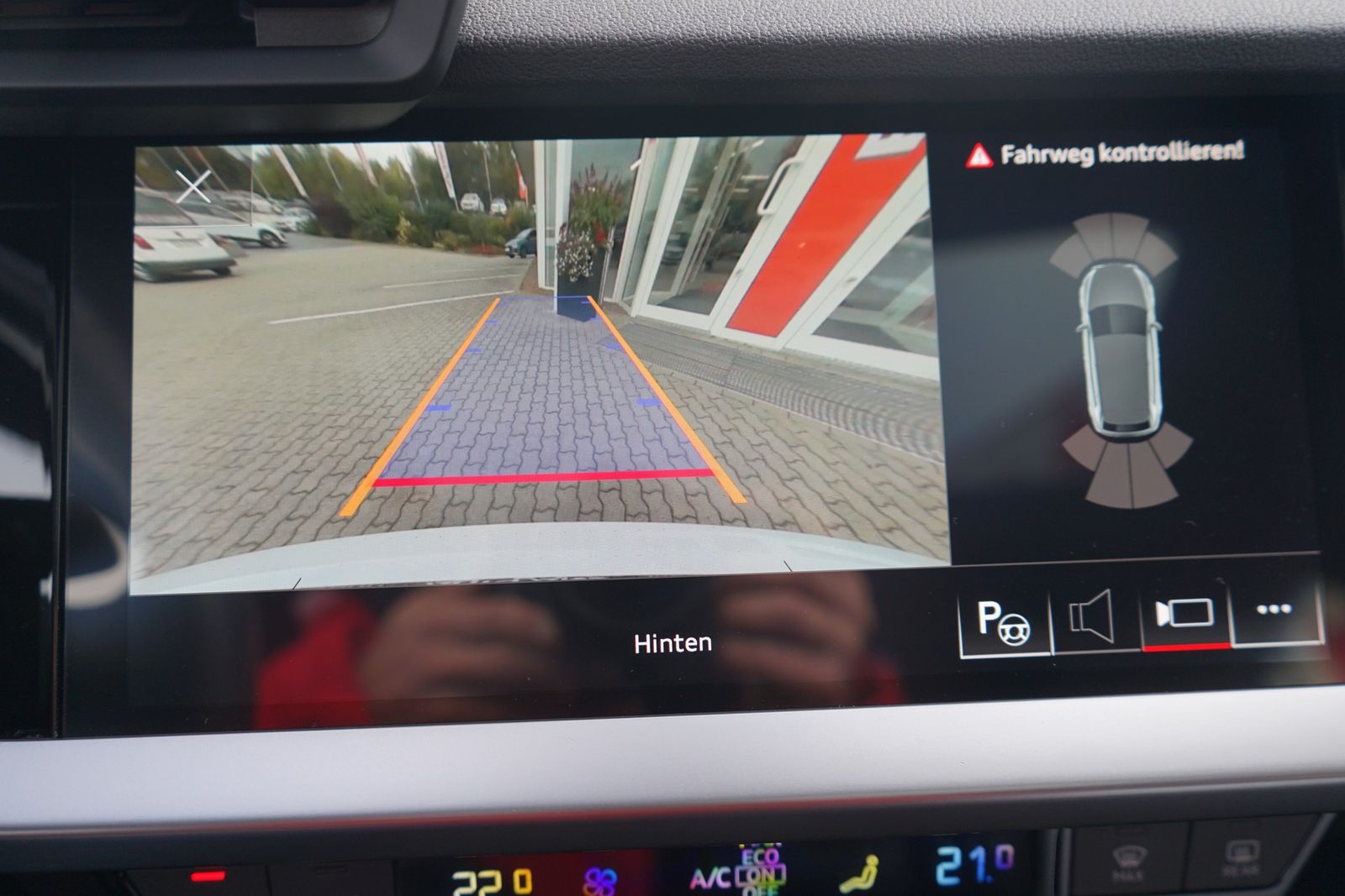 Audi A3 35 TDI Sportback S-Line S-Tronic LED Navi PDC