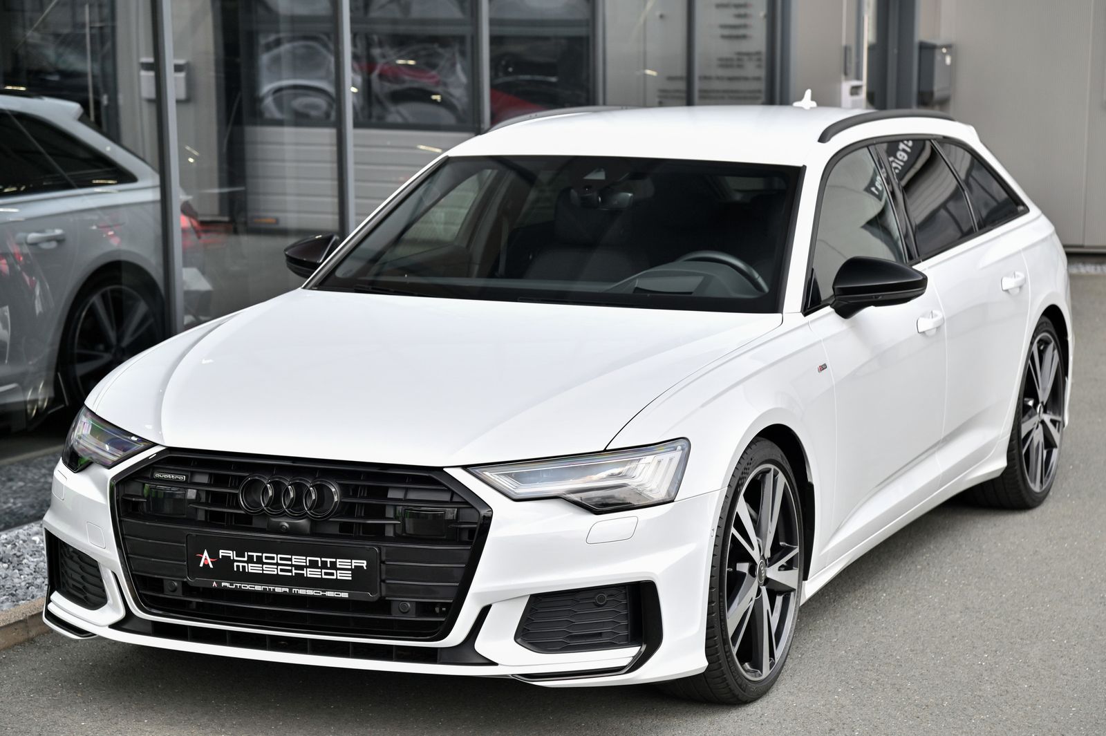 Audi A6 Avant 50 TDI quattro S line - Samsaru's Car Outlet
