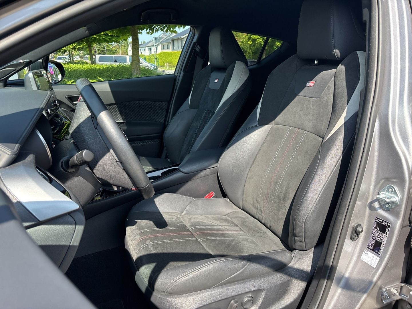 Toyota C-HR Hybrid GR Sport - Samsaru's Car Outlet
