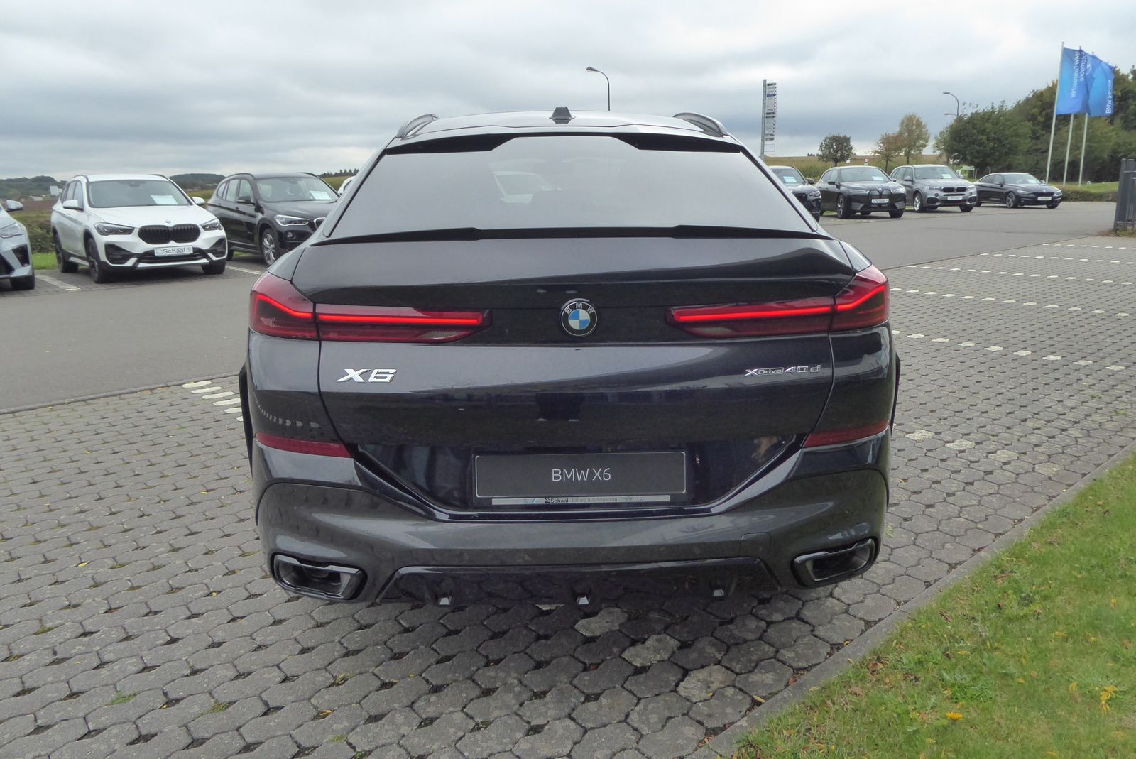 BMW X6 xDrive40d M Sport AHK HuD SH PANO 360°
