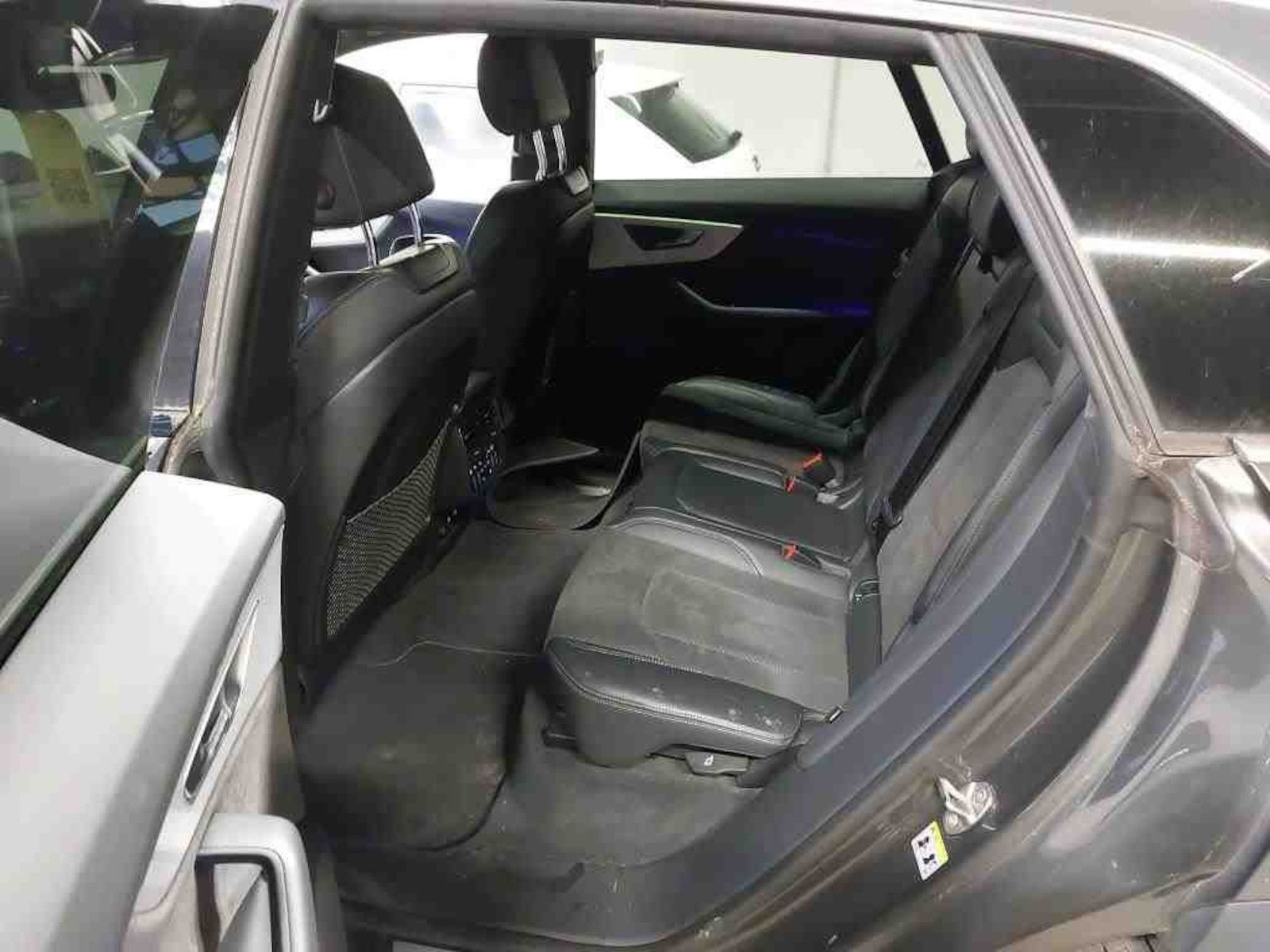 Audi Q8 55 TFSI S-Line Quattro*AHK*R-KAMERA*