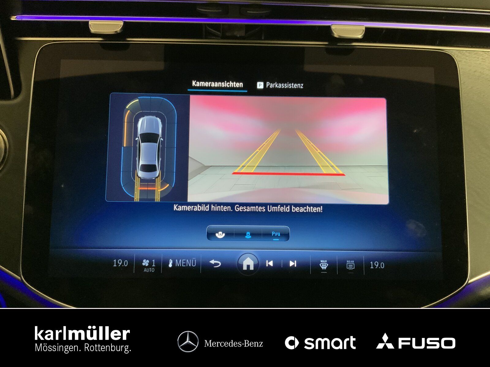 Mercedes-Benz E 200 AMG-L - Samsaru's Car Outlet