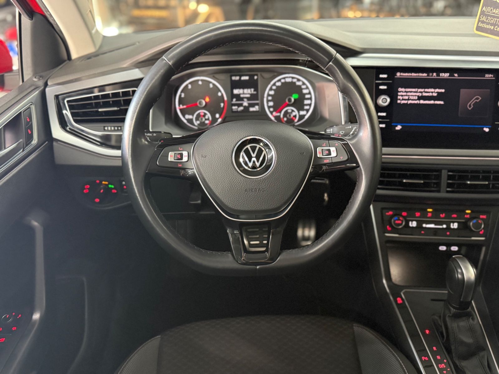 Volkswagen Polo 1.0 TSI Comfortline - Samsaru's Car Outlet