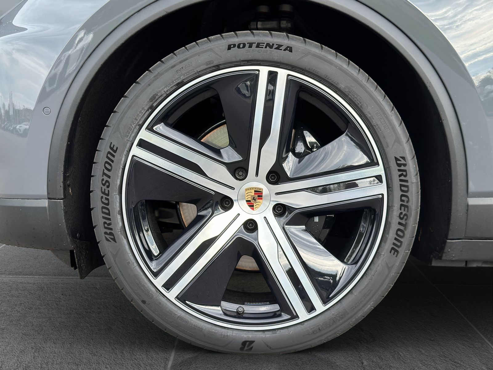 Porsche Macan 4S | Panorama | Hinterachslenkung | BOSE |