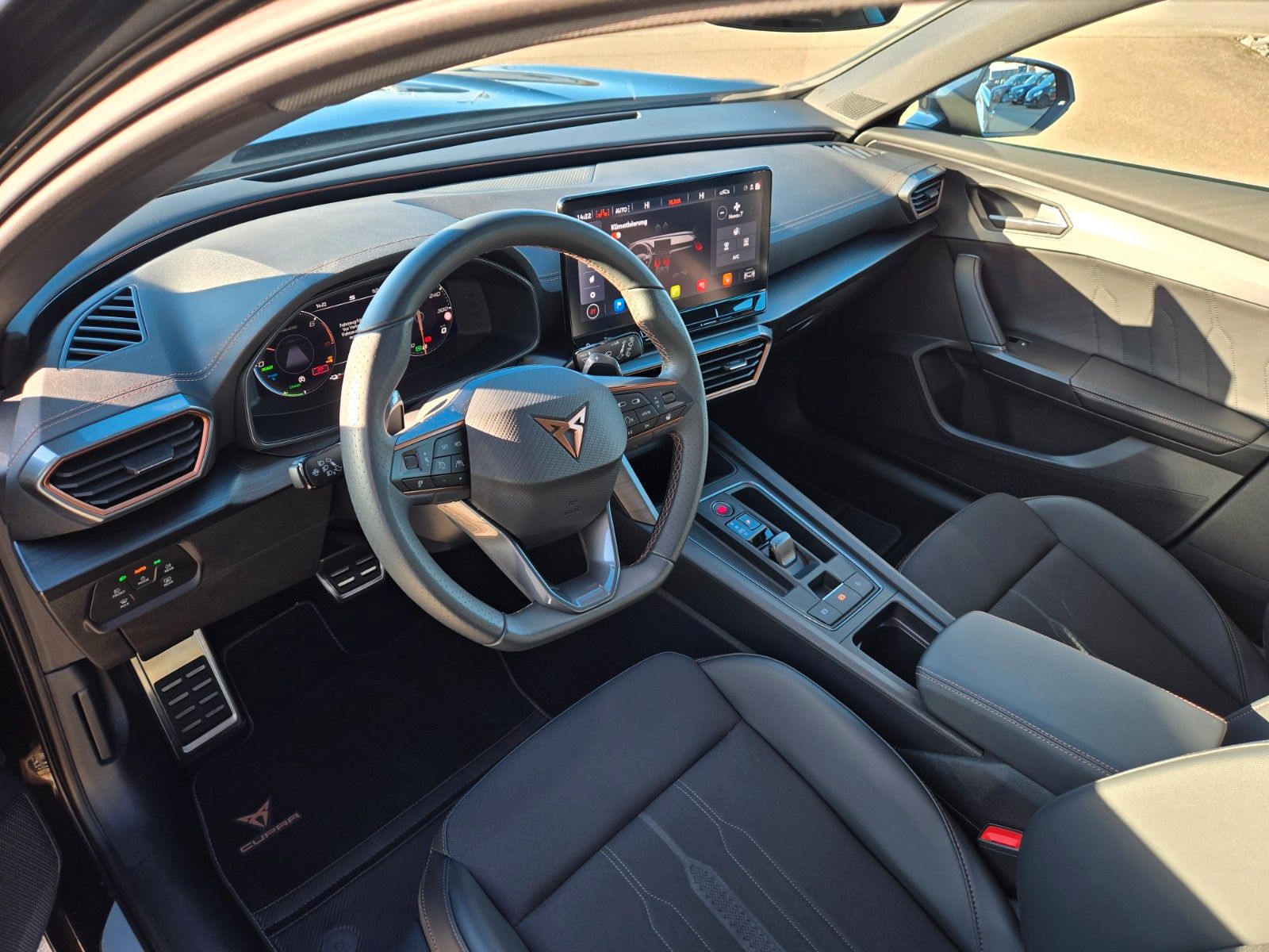 Cupra Formentor VZ e-Hybrid (245PS) / AHK / Paket XL