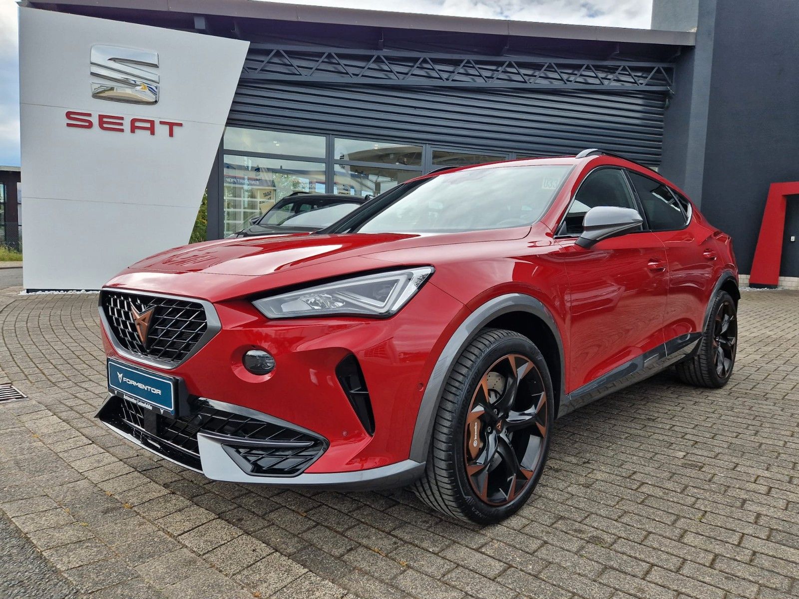 Cupra Formentor VZ 2.0 TSI 4Drive - Samsaru's Car Outlet