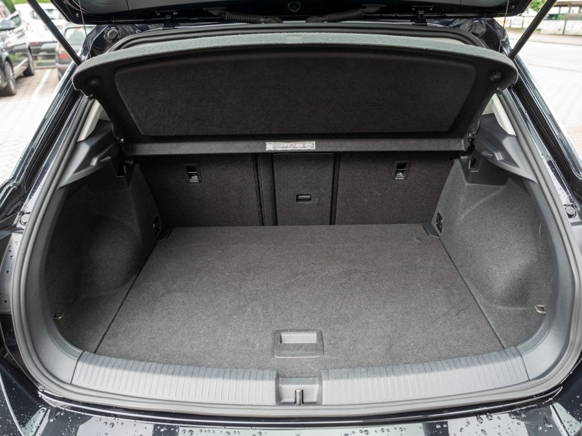 Volkswagen T-ROC Style 1.5 TSI DSG - Samsaru's Car Outlet