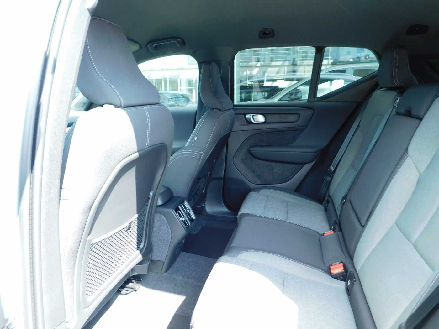 Volvo XC40 B4 Core - Samsaru's Car Outlet