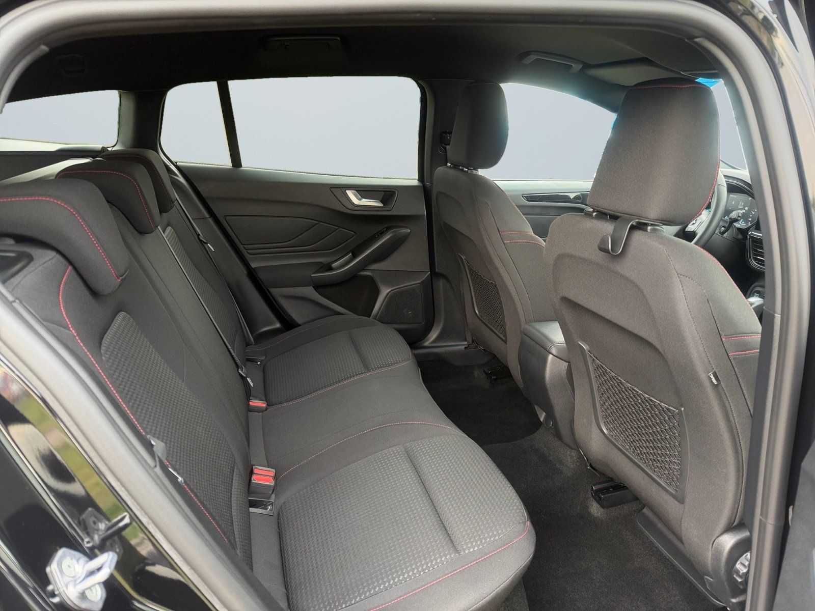Ford Focus Turnier ST-Line 1.0 EcoBoost ACC+NAVI+KAM