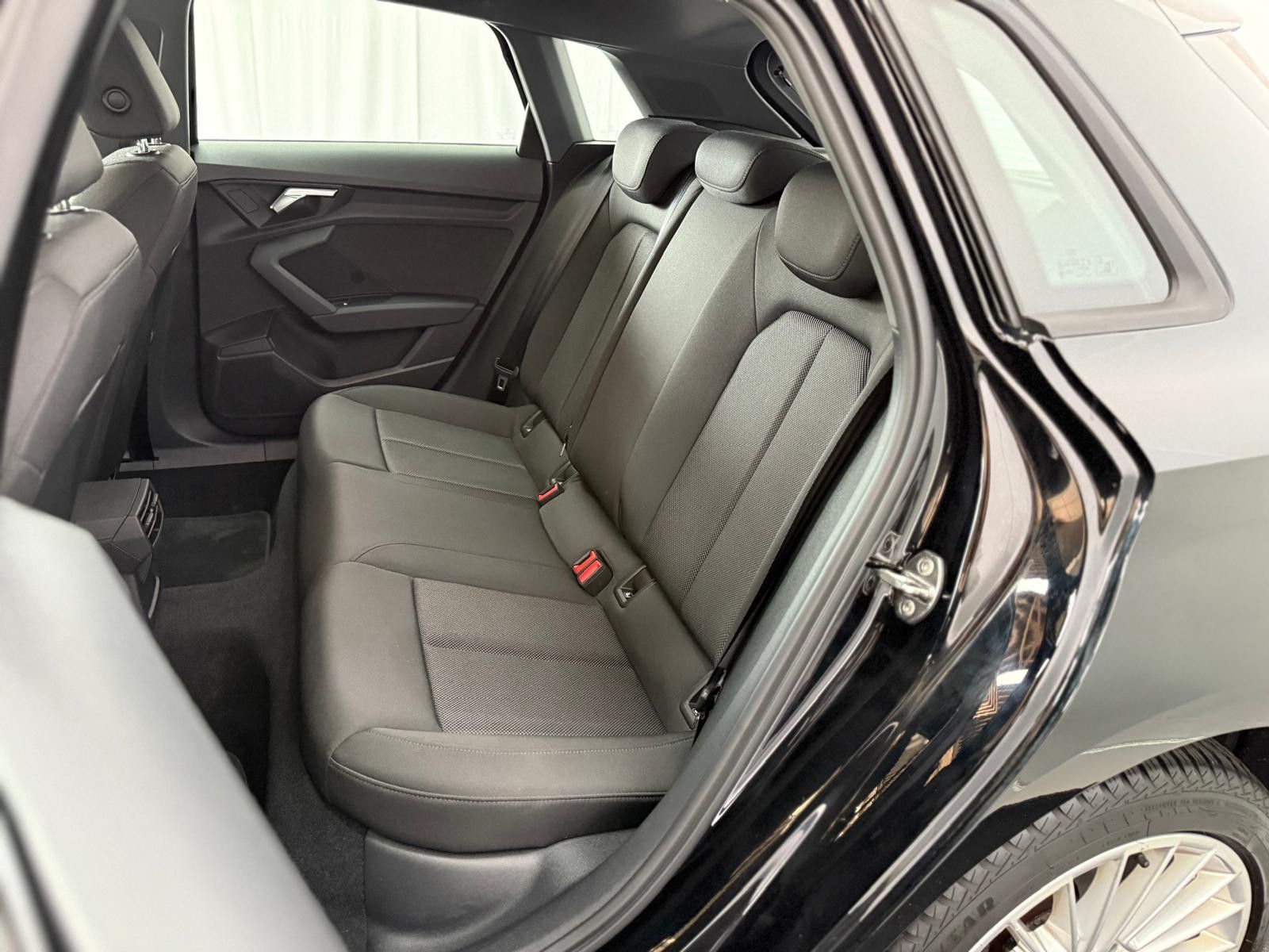 Audi A3 40 TFSI e advanced*LED*PDC*CARPLAY*TÜV NEU*