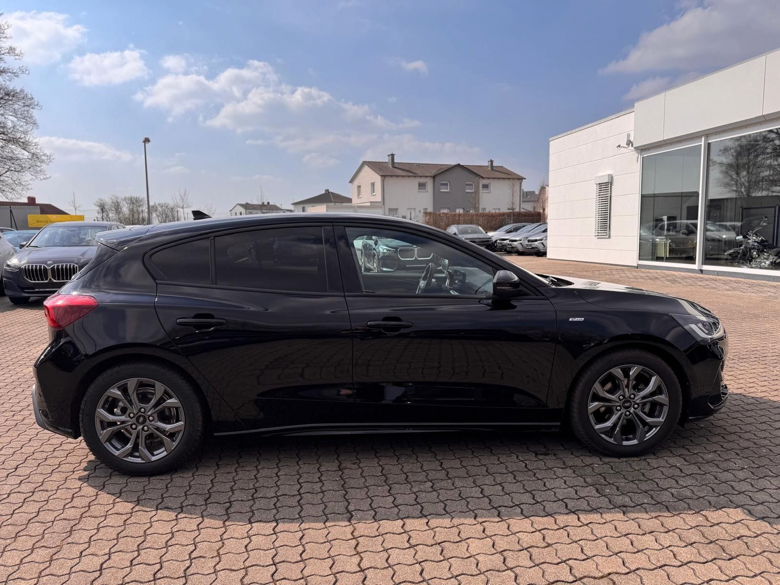 Ford Focus Limousine ST-Line 1.5 ABSTANDSTEMP KAMERA