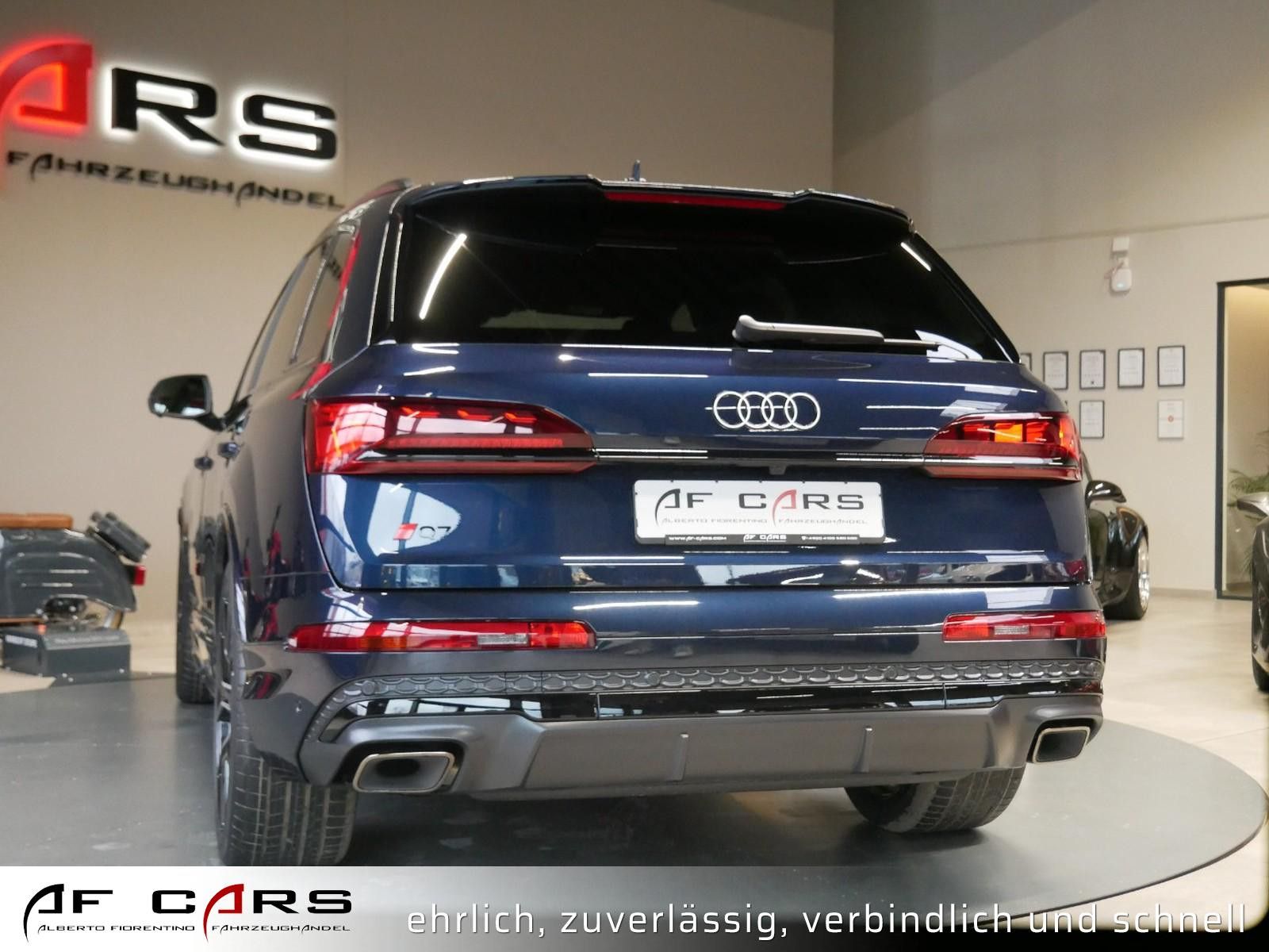 Audi Q7 50 TDI quattro S line S Sport 7 Seat Matrix