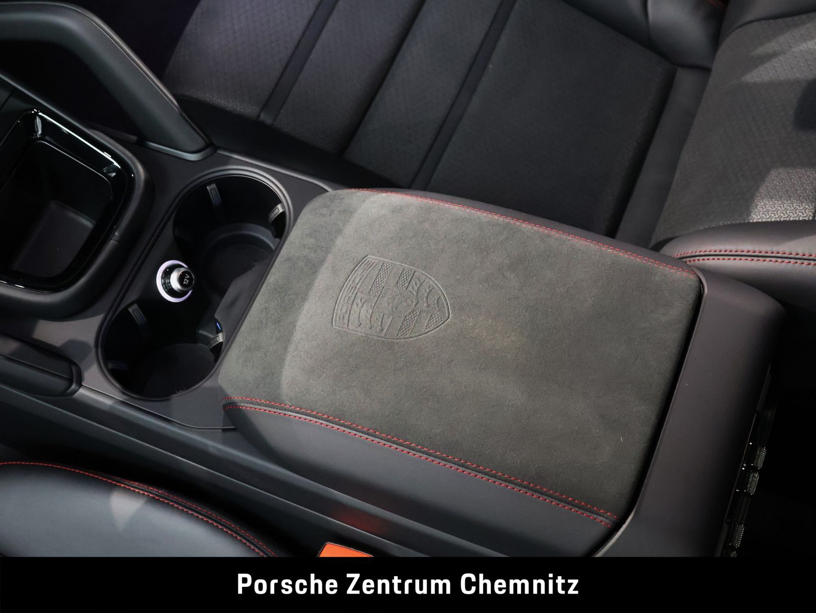 Porsche Cayenne GTS Nachsicht;Standhzg.;Head-Up;Pano